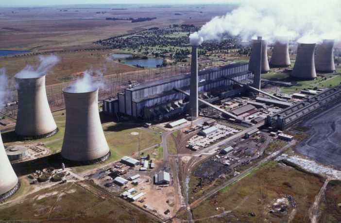 Pic: 2 000MW Hendrina Coal-Fired Power Station Mpumalanga (Eskom)