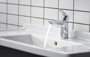 Wash Basin Tap Flow Rate